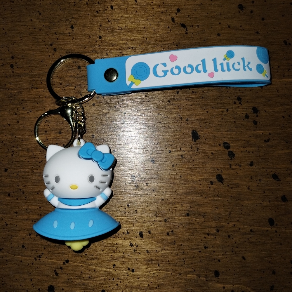 Hello Kitty Keychains - Picture 2 of 7